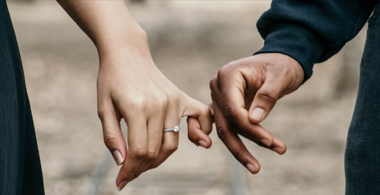 Panduan 5 Aturan Main dalam Hubungan TTM yang Sehat