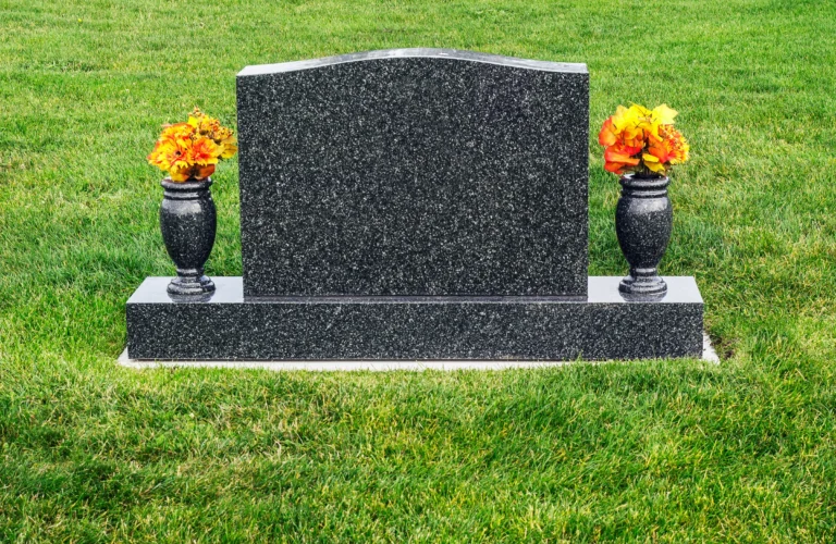 5 Types of Headstones for a Befitting Memorial