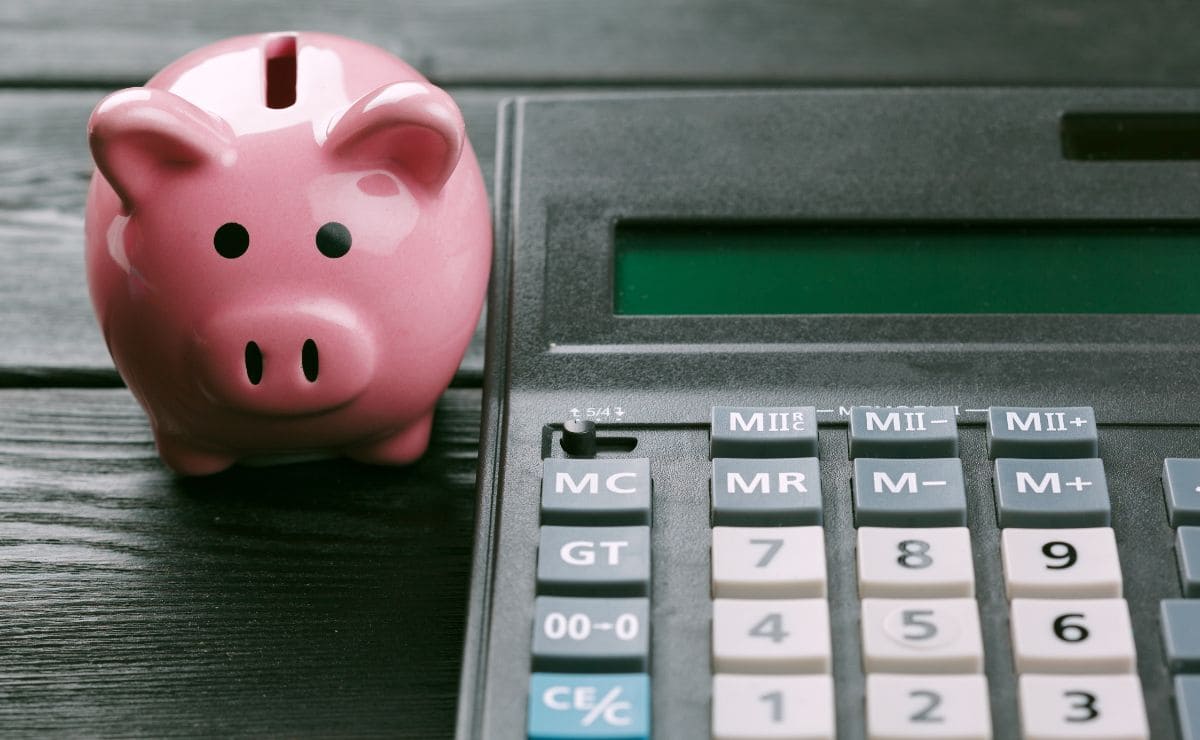 Calculate your retirement: Examine your savings rate and the amount of money you’ll need to retire when you want