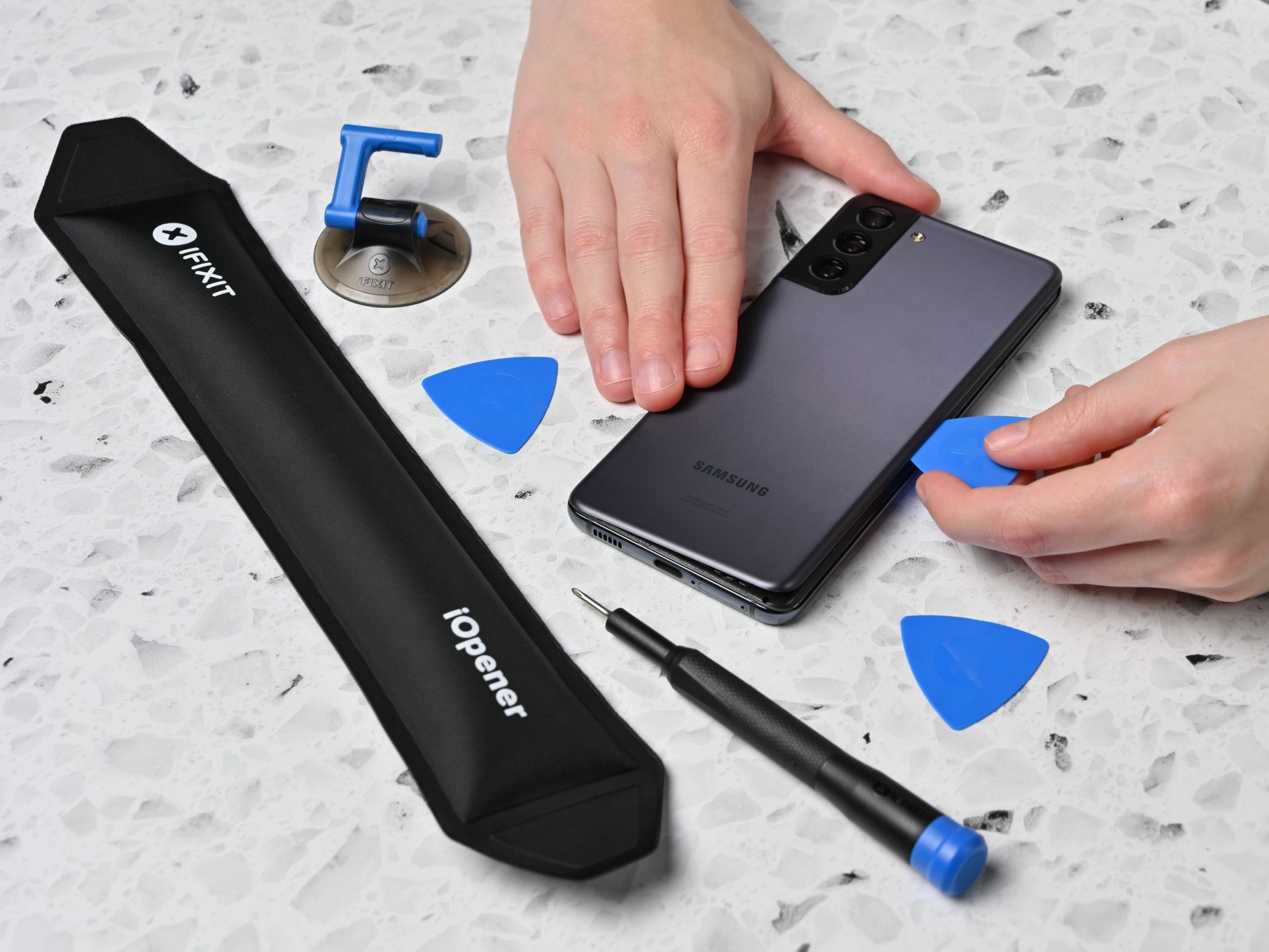 iFixit provides guides Download IFixit’s New Offline Library For Repairs Without Net{2022}