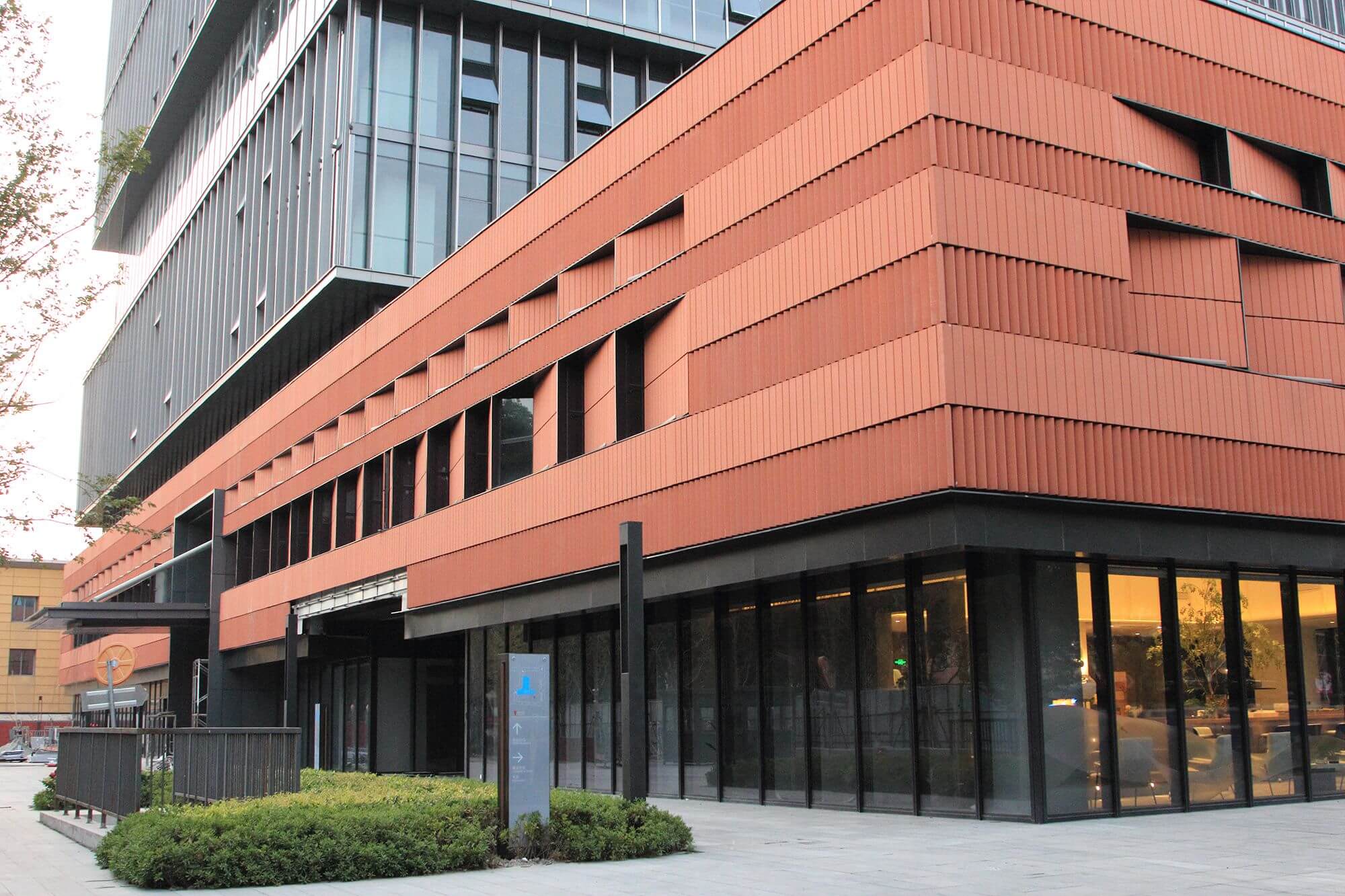 Considering Terracotta Sunscreen for Buildings